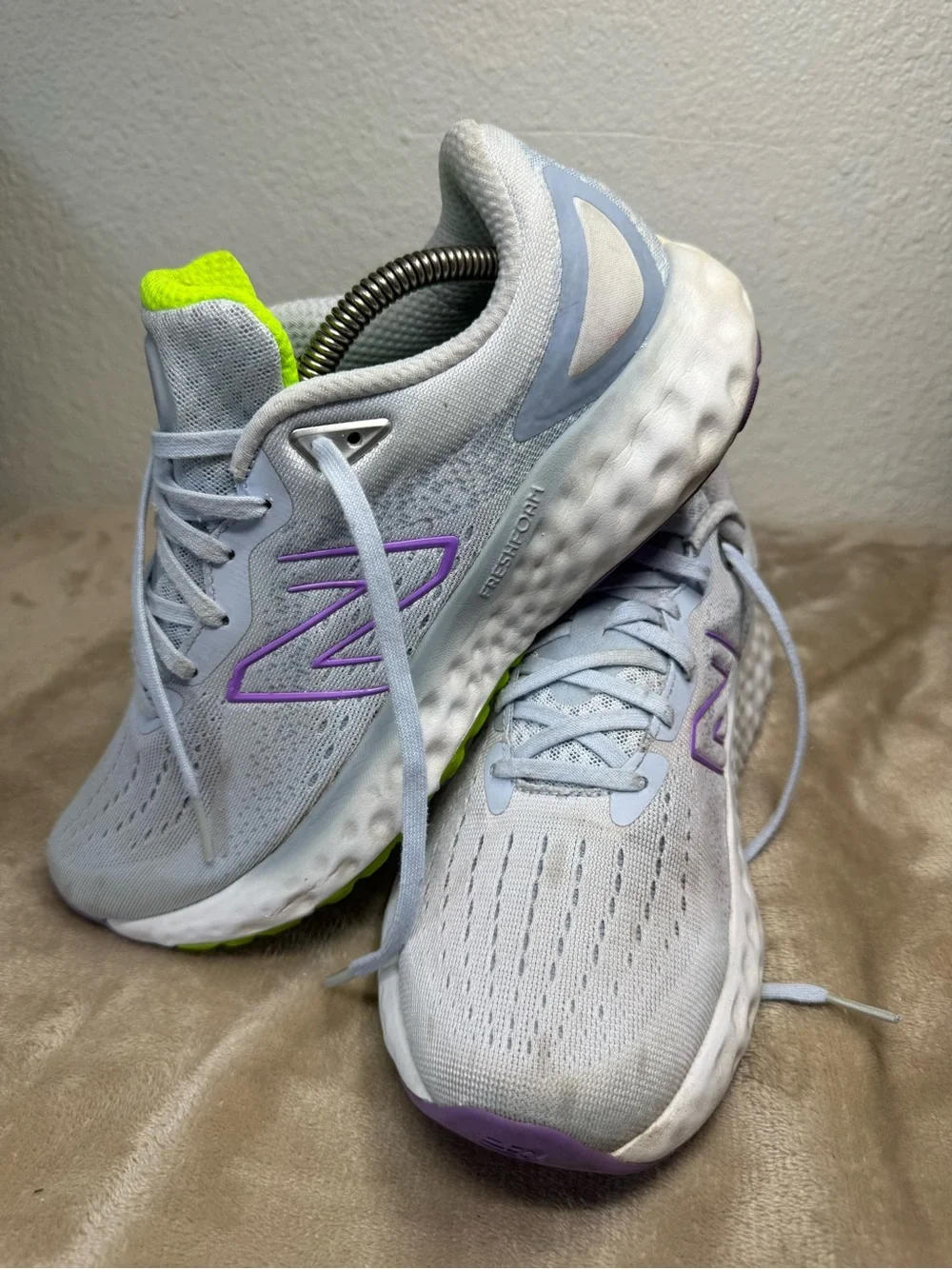 New Balance Women's Fresh Foam Evoz v2